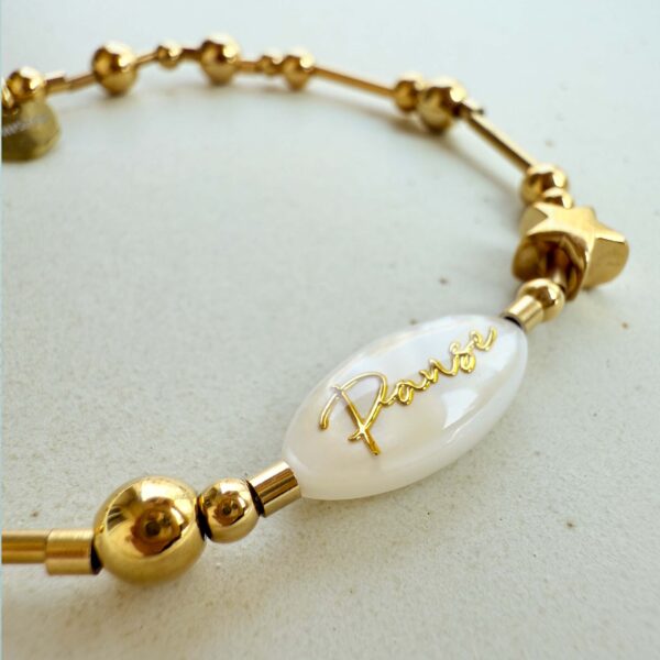 Pause 深呼吸白蝶貝彈性手環