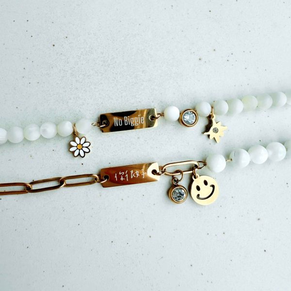 No Biggie 小意思 ★ 奶油星星白蝶貝花朵手環