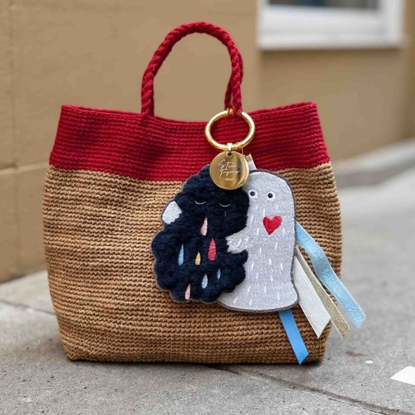 我不用假裝沒事｜慌慌 × 慢慢｜刺繡 Teddy絨吊飾 (預購)